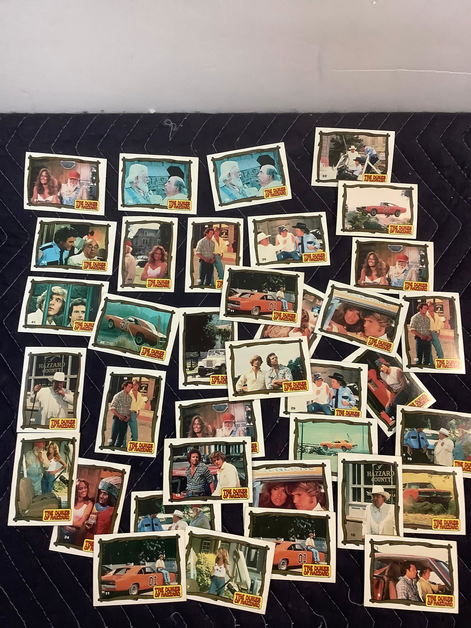Lot of Vintage The Dukes Of Hazard Trading Cards: Lot of Vintage The Dukes Of Hazard Trading Cards