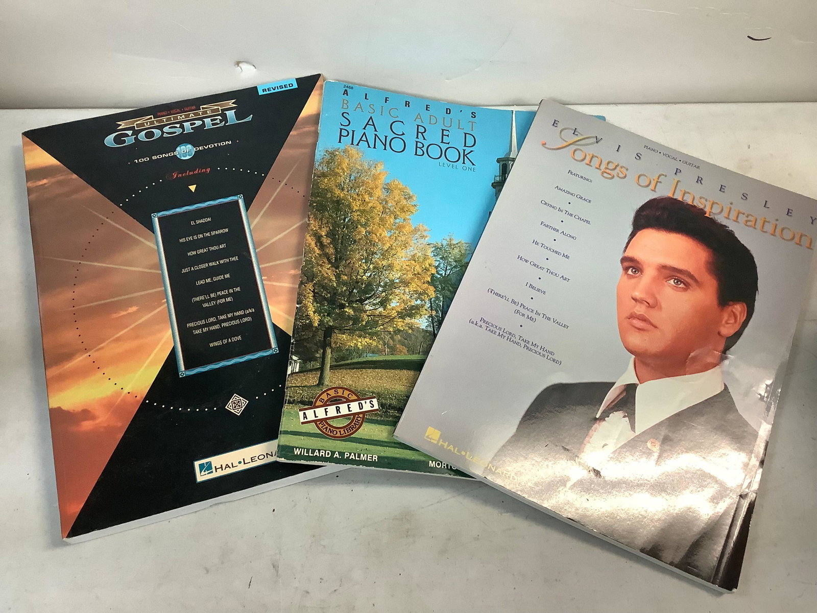 Lot of musical books: Lot of musical books