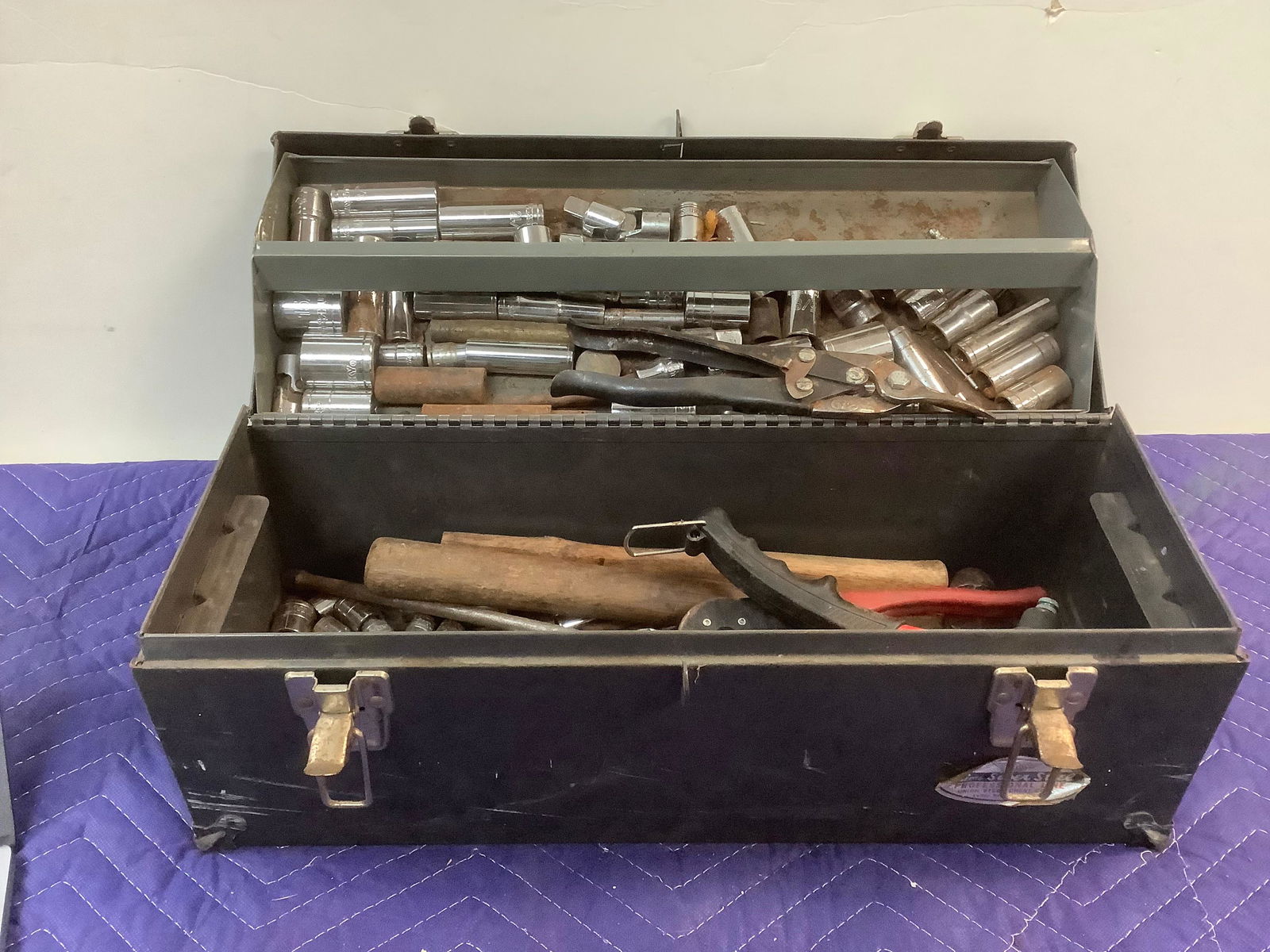 Union Super Steel Tool Box with Tools (1 of 1)