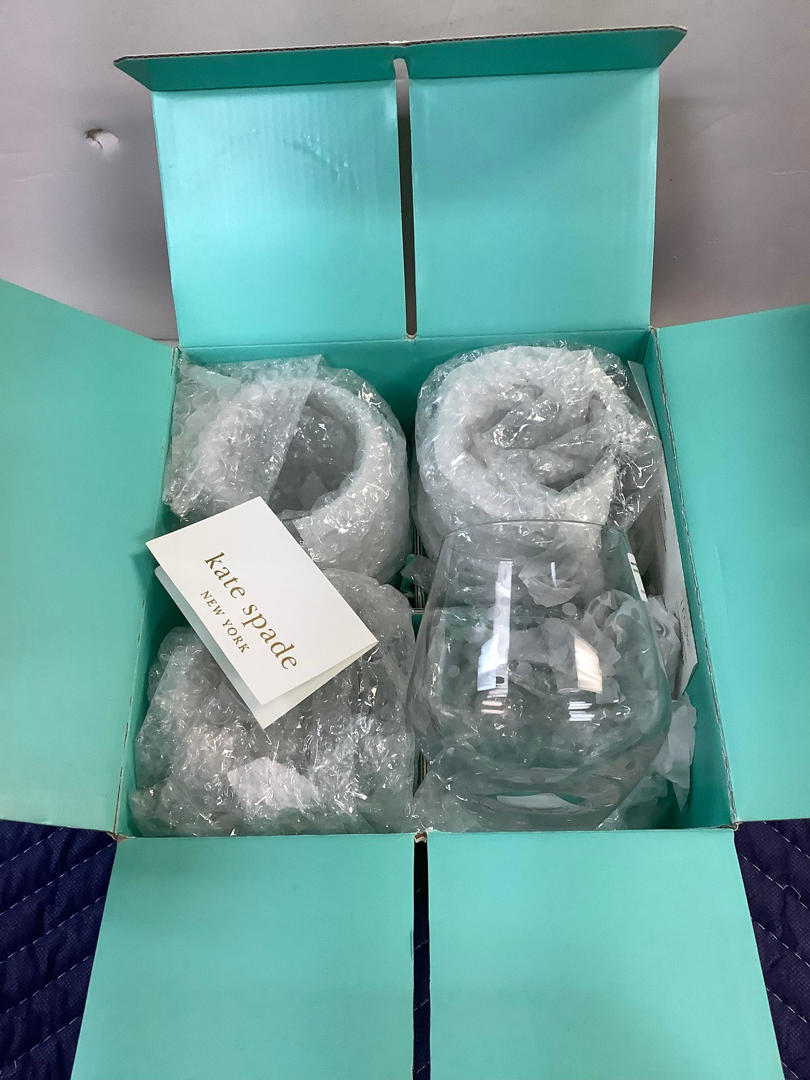 New Lenox Kate Spade Pack of 4 "Larabee Dot" Stemless Glass Red Wine Set: New Lenox Kate Spade Pack of 4 "Larabee Dot" Stemless Glass Red Wine Set