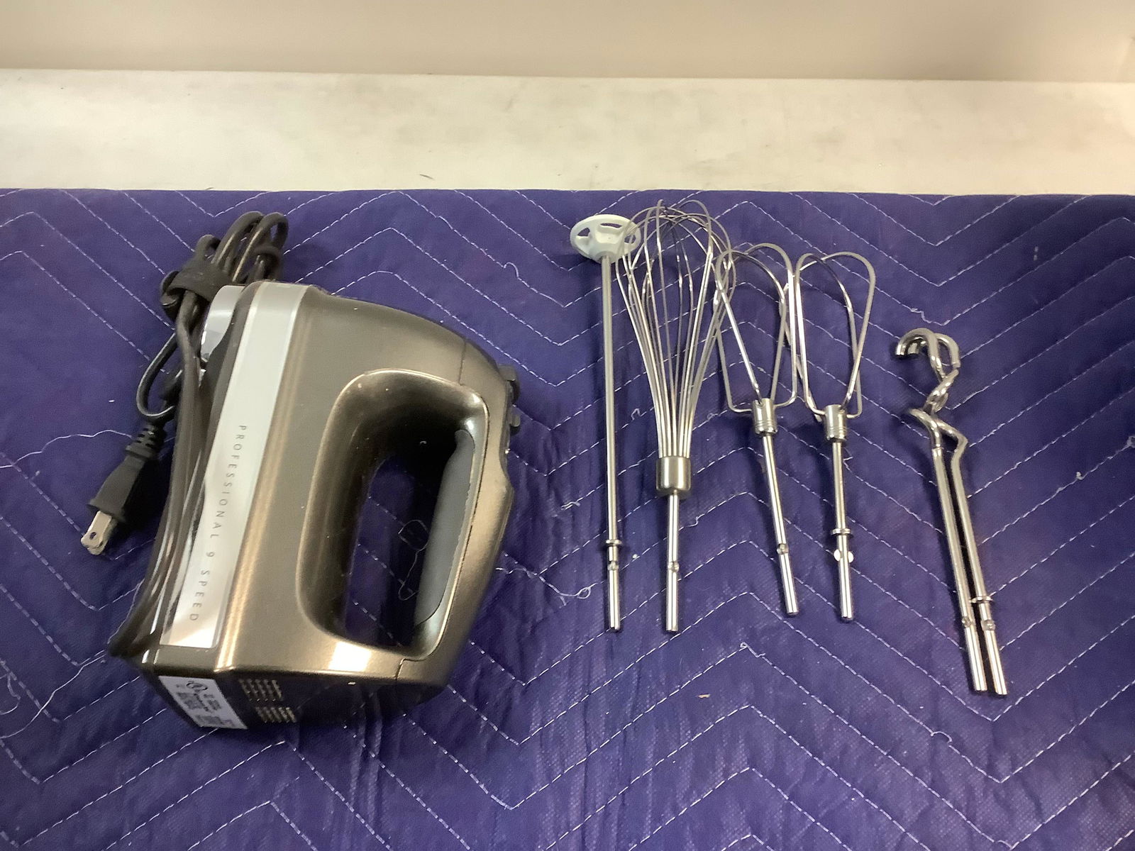 Kitchenaid professional 9 speed hand mixer with various attachments (1 of 1)