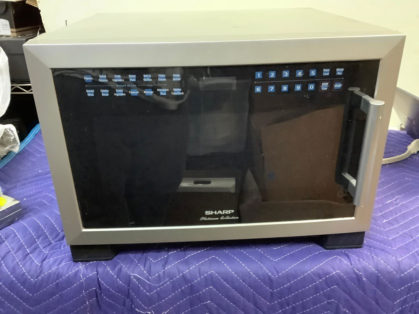 Sharp Platinum Collection Microwave Oven Model No. R-610DS (1 of 1)