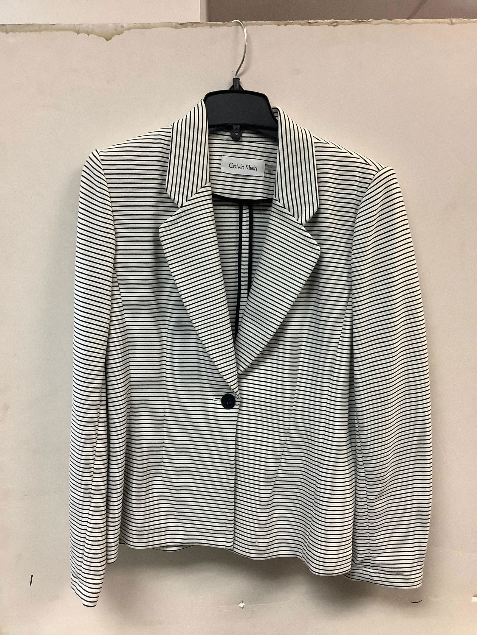 calvin klein black and white blazer size 10 (1 of 1)