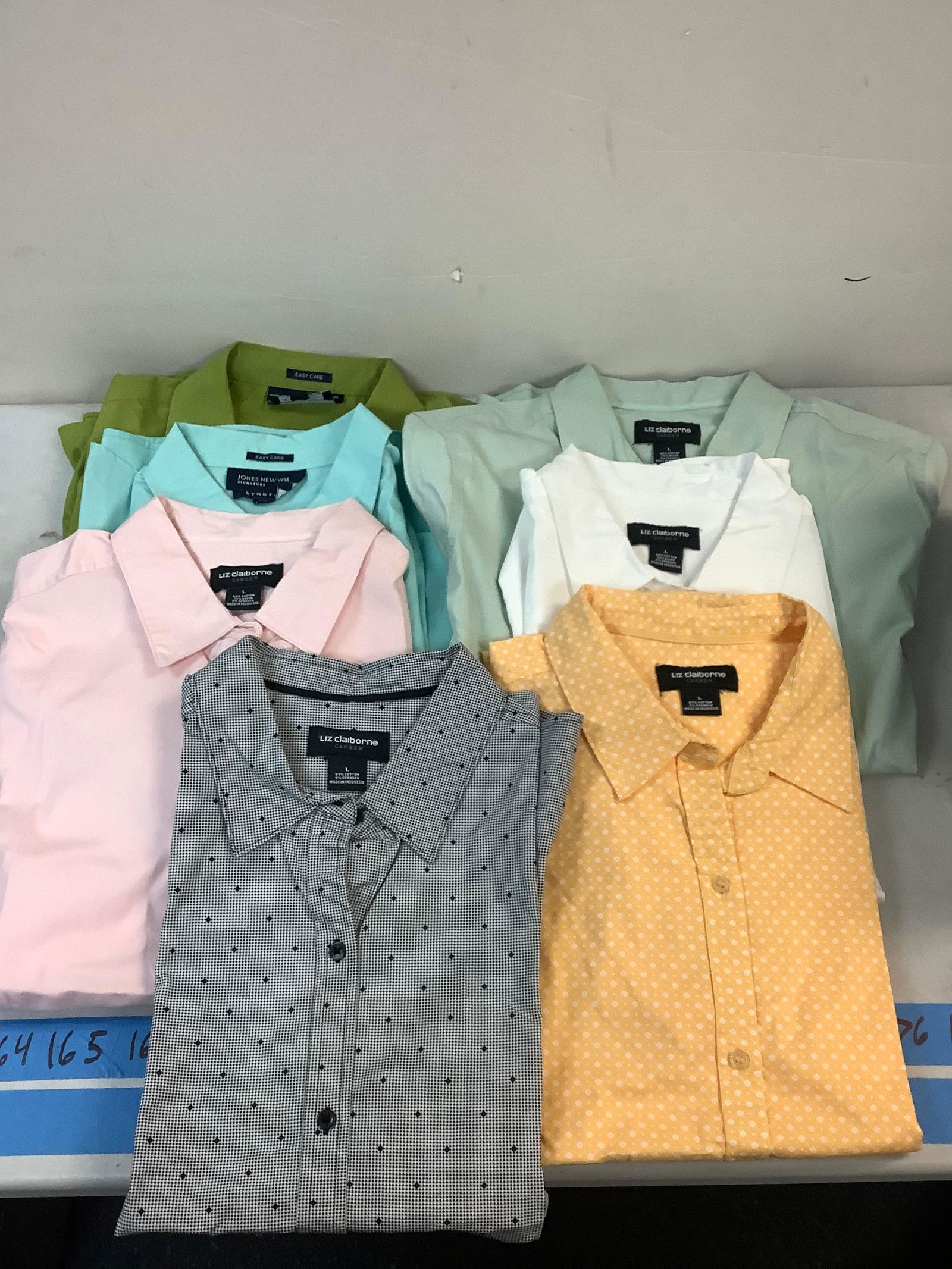 lot of jones new york and liz claiborne button ups full size large (1 of 1)