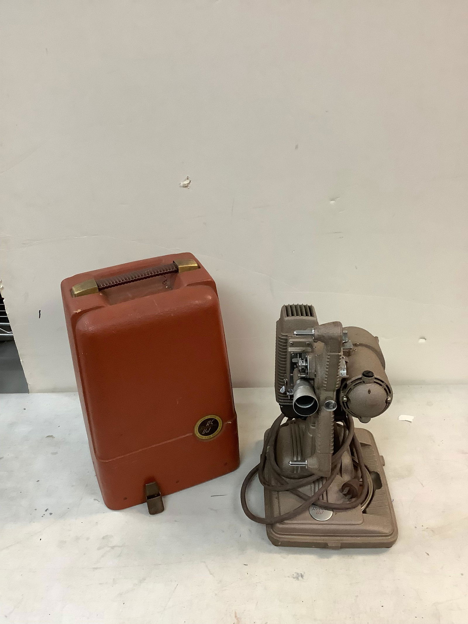 Revere projector (1 of 1)