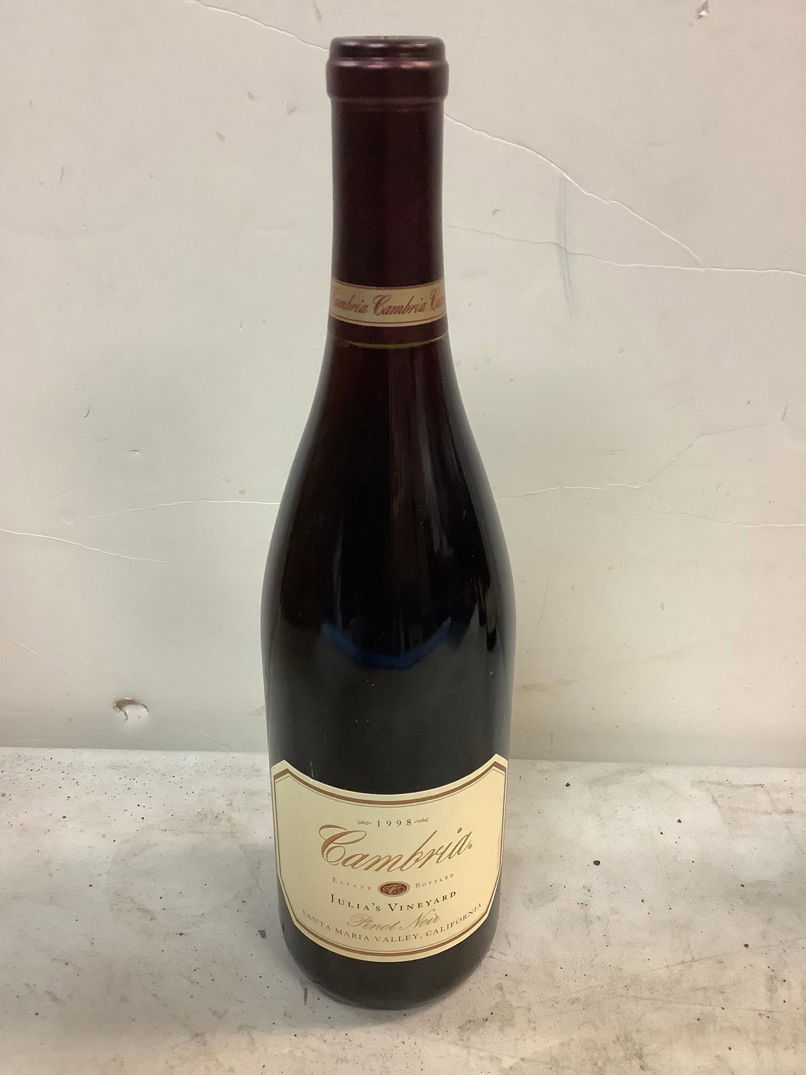 Sealed 1998 Cambria Pinot Noir 750ml: Sealed 1998 Cambria Pinot Noir 750ml