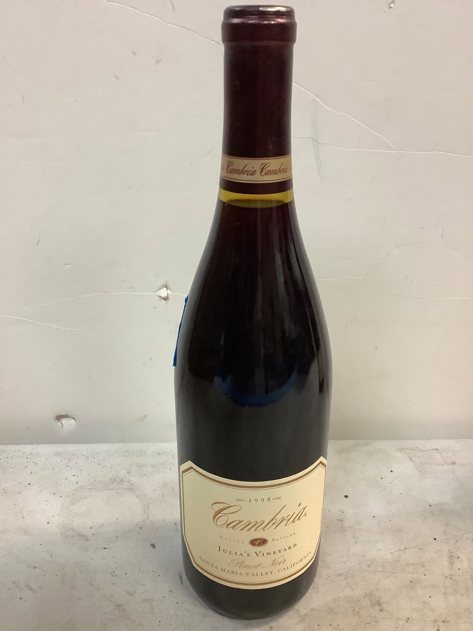 Sealed 1998 Cambria Pinot Noir 750ml: Sealed 1998 Cambria Pinot Noir 750ml
