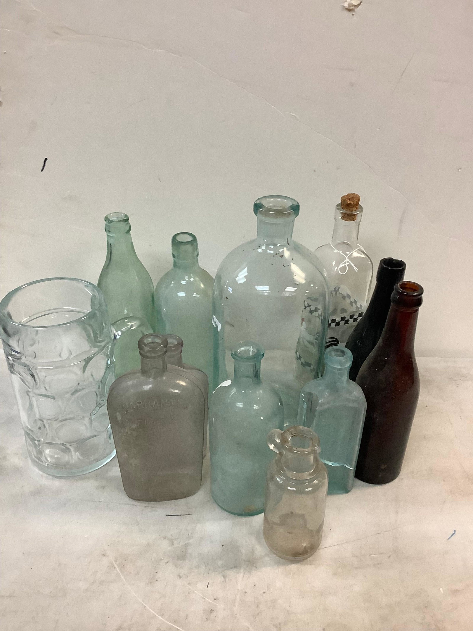 Lot of vintage bottles and glass ale mug: Lot of vintage bottles and glass ale mug