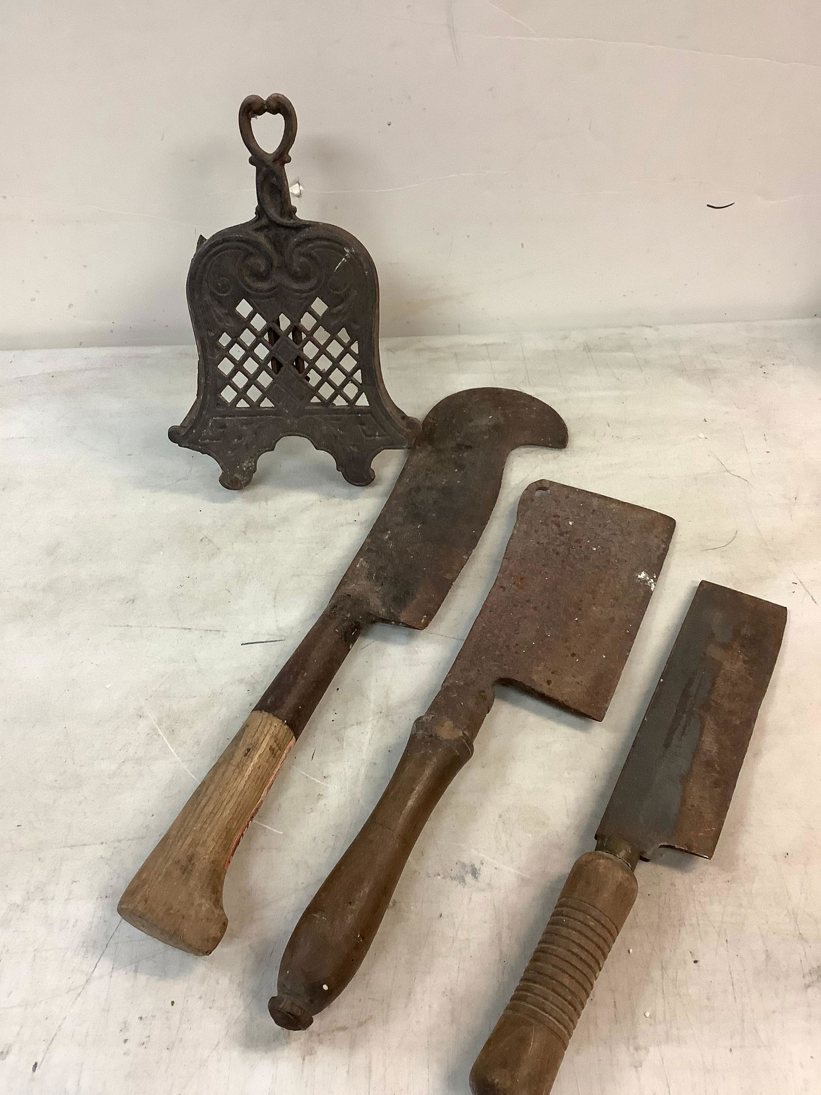 Lot of Vintage Cleavers and Cast Iron Piece: Lot of Vintage Cleavers and Cast Iron Piece