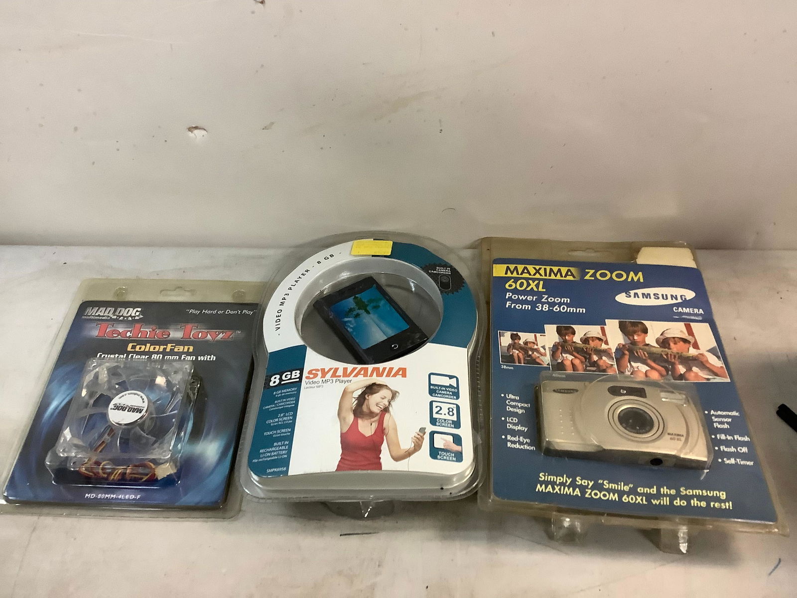 LOT of SYLVANIA video MP3 player, digital camera, Techie toys color fan (1 of 1)