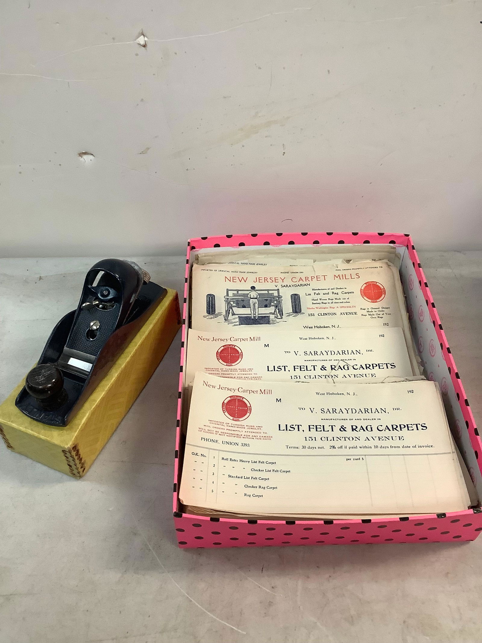 Lot of STANLEY No.220 Block plane 1 5/8in cutter 7in long & NJ carpet mill receipt (1 of 1)