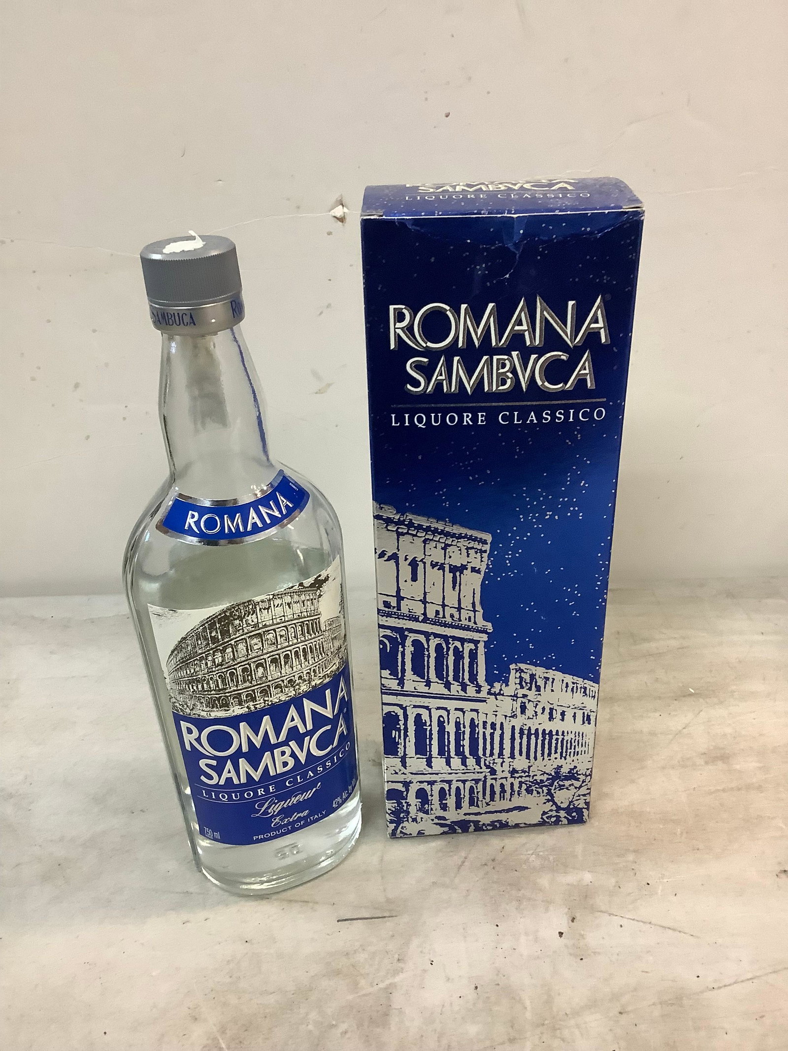 ROMANA SAMBVCA LIQUORE CLASSICO (seal broken): ROMANA SAMBVCA LIQUORE CLASSICO (seal broken)