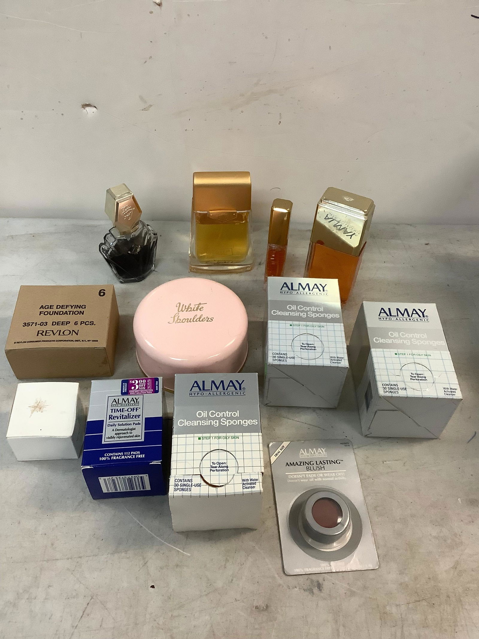 Lot of beauty products MARK CROSS and others: Lot of beauty products MARK CROSS and others
