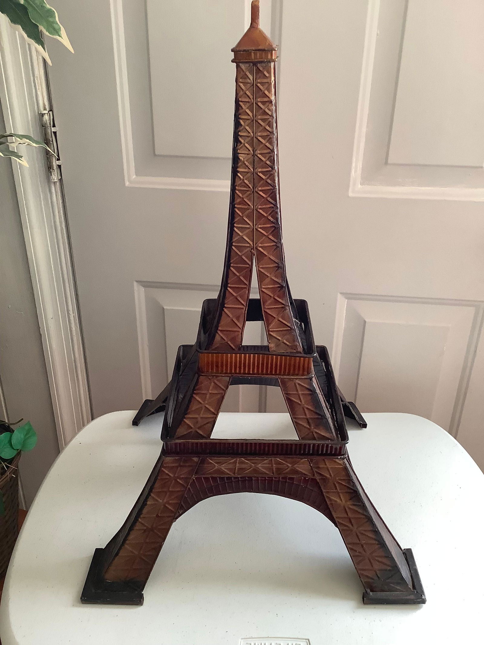 Metal Eiffel Tower 26" (1 of 1)