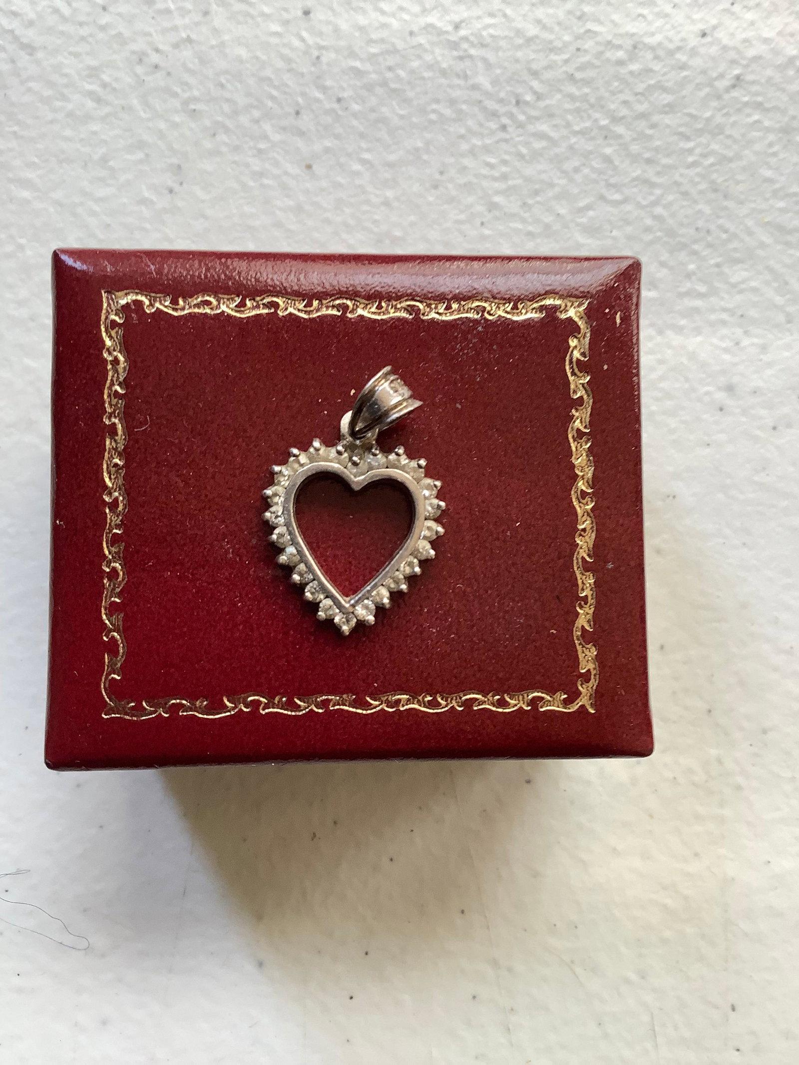 Sterling Silver Heart Pendant: Sterling Silver Heart Pendant