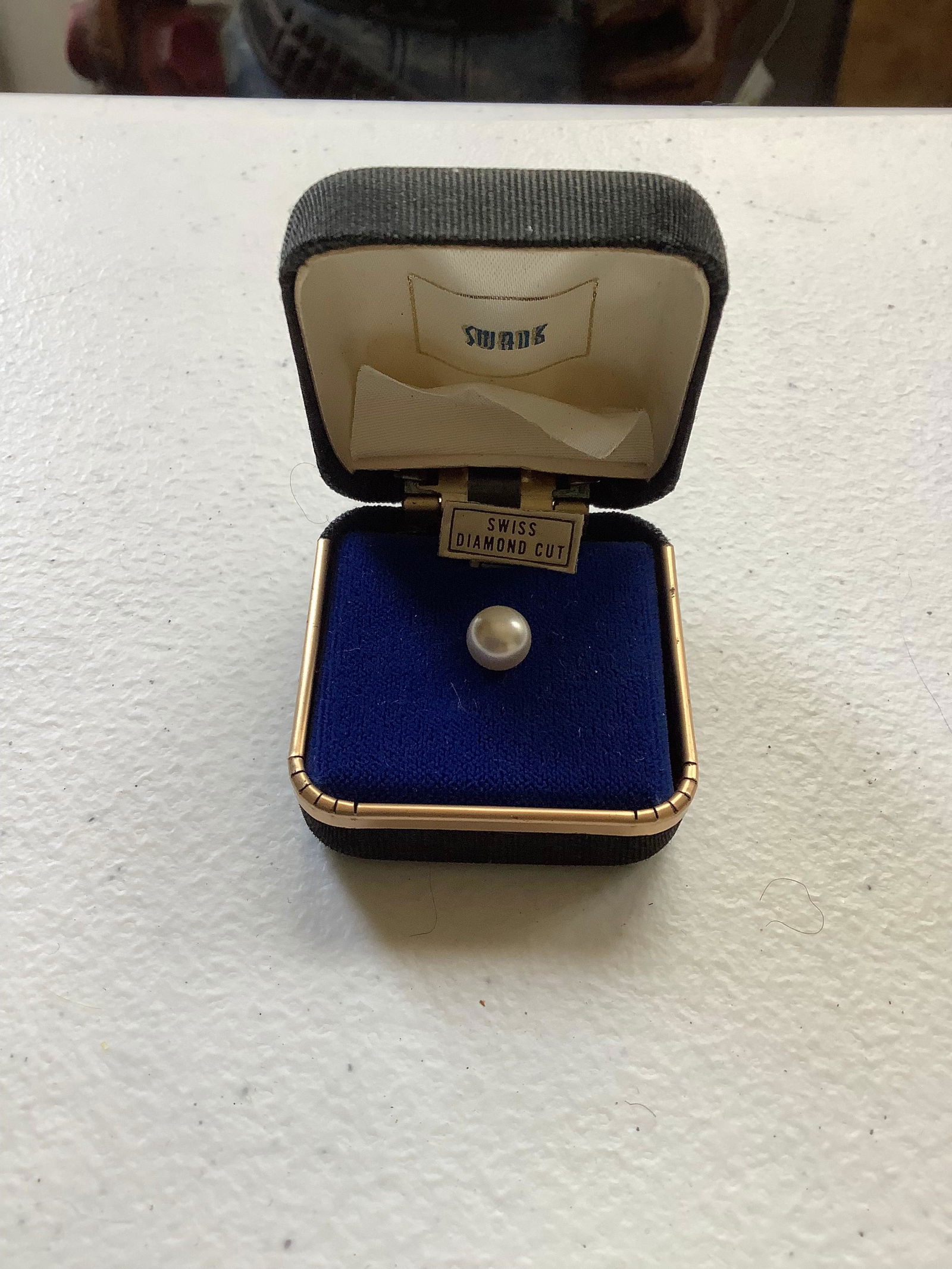 Natural Pearl 14k Stud: Natural Pearl 14k Stud