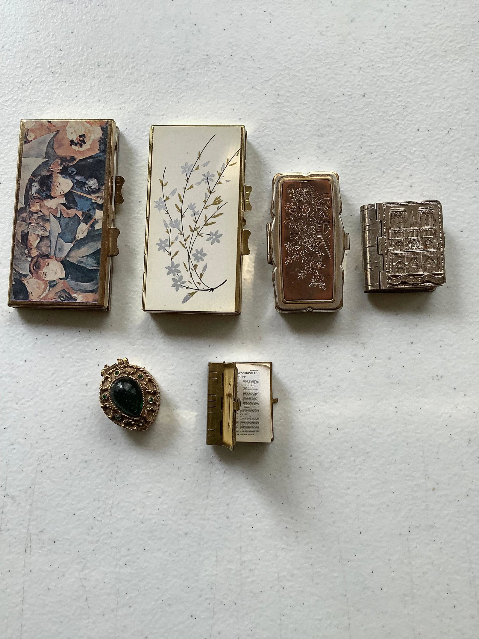 Lot of Vintage Pill Cases and Miniature Bible (1 of 1)