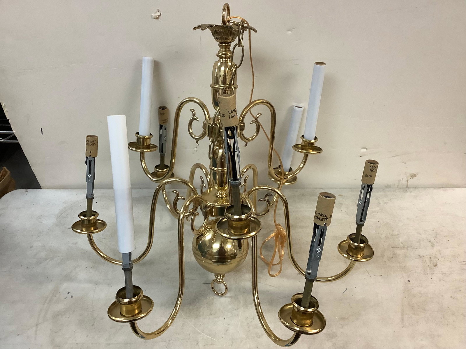 Metal Chandelier 18.5": Metal Chandelier 18.5"