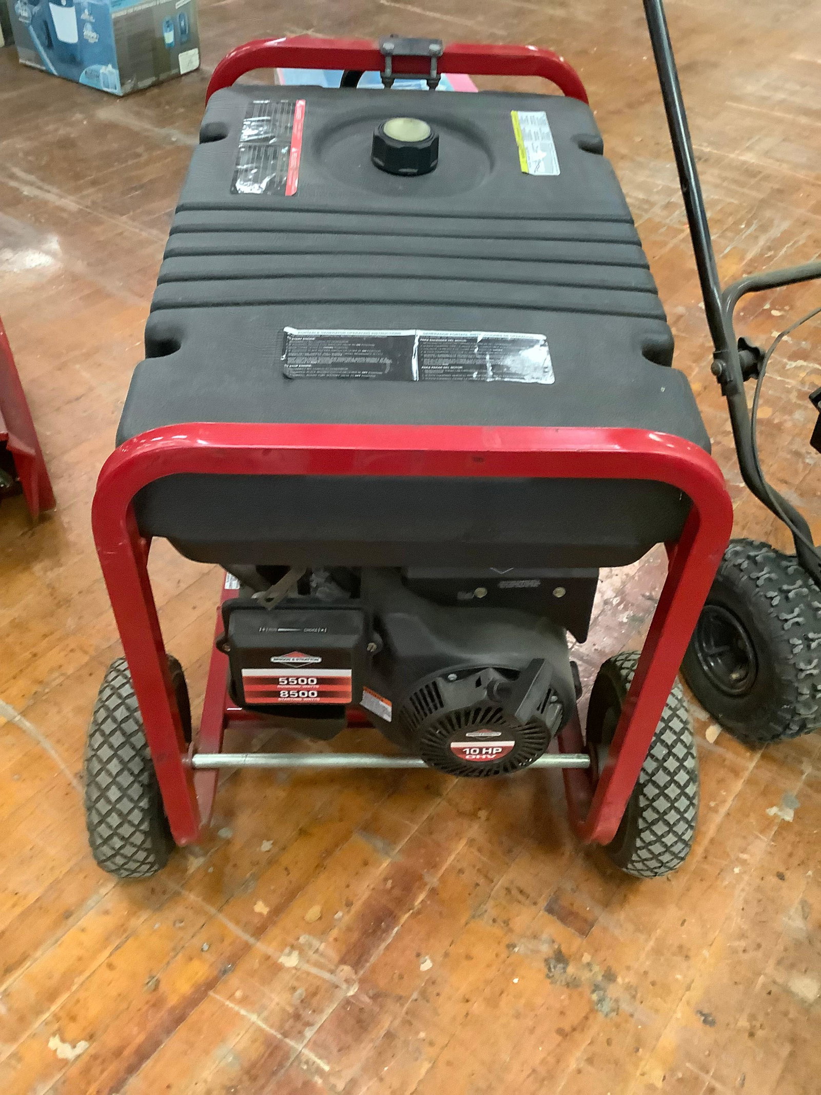Used Briggs & Stratton Portable Generator 5500 Running Watts (1 of 1)