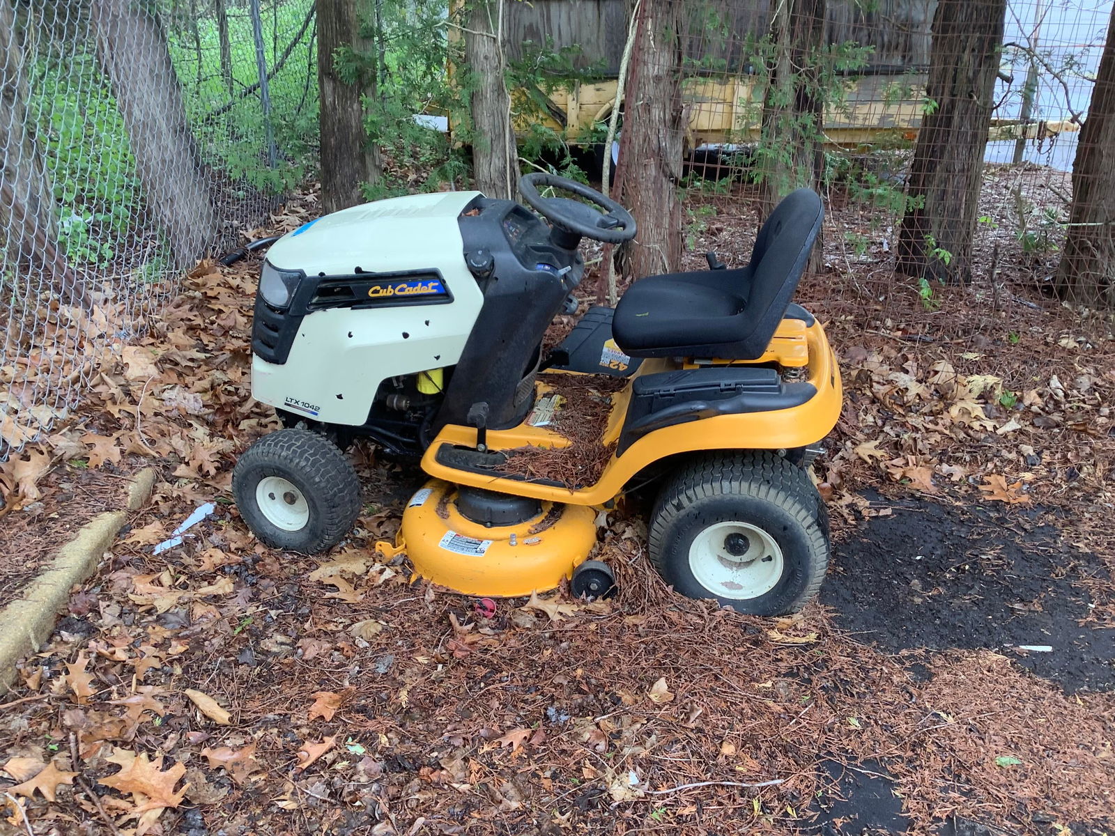Cub cadet ride on mower unknown working condition model # LTX1042 (1 of 1)
