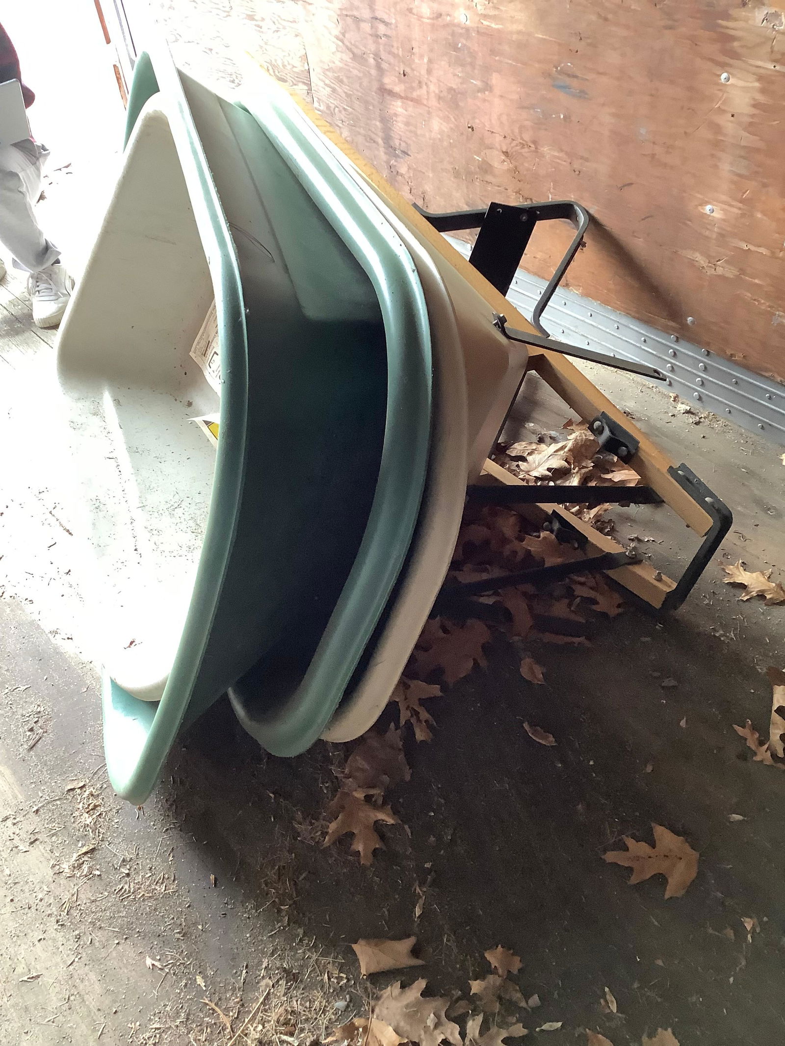 Brentwood wheelbarrow near me deals