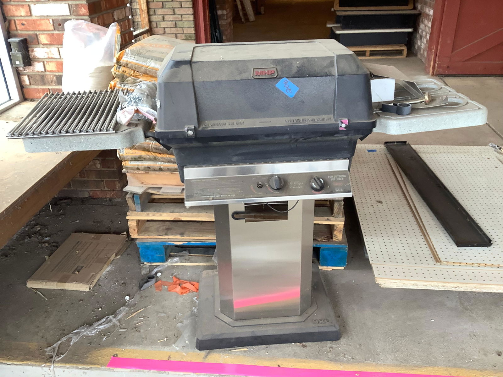 New MHP grill (1 of 1)