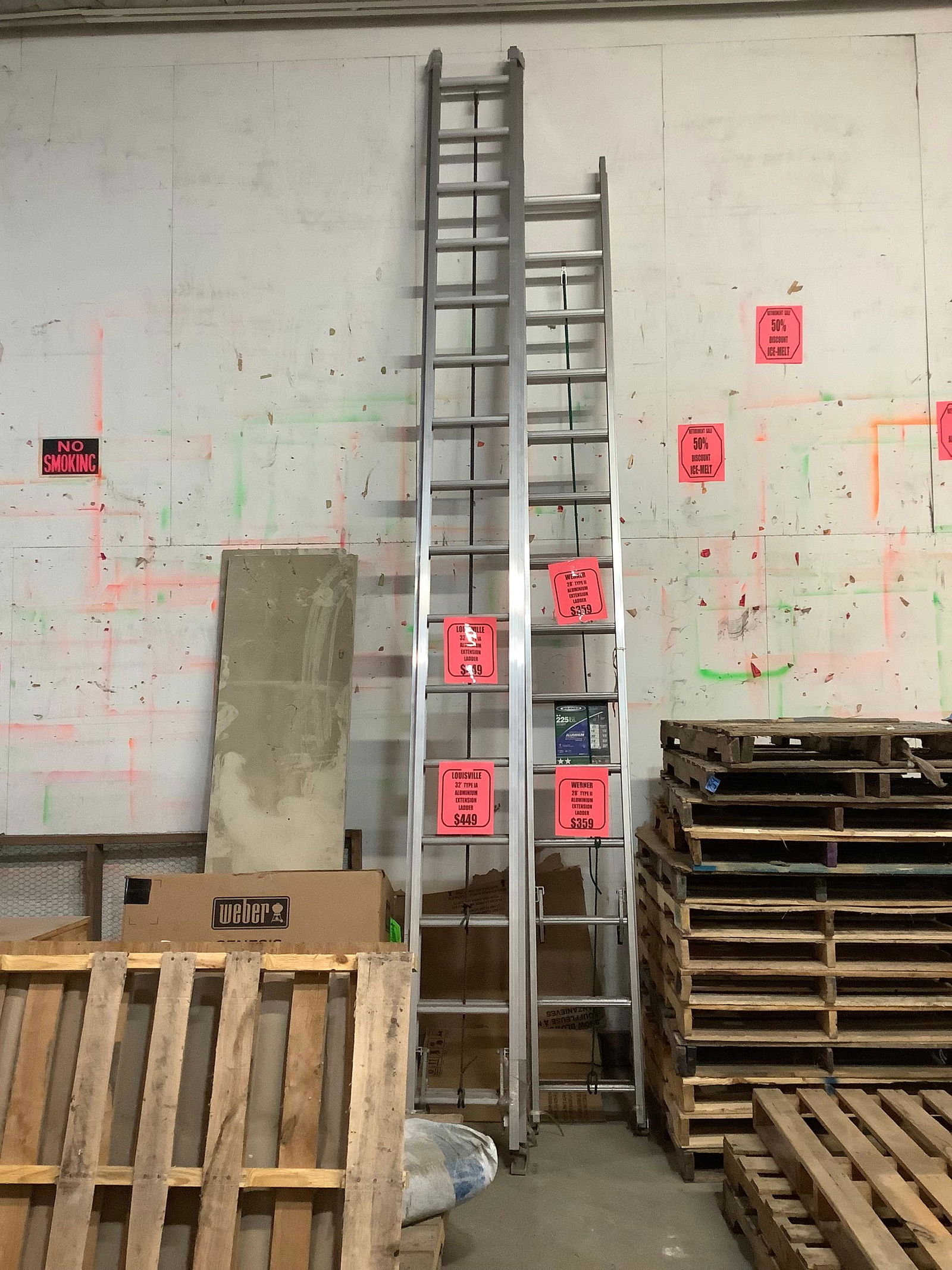 New lousville 32' Type IA aluminum extension ladder (1 of 1)