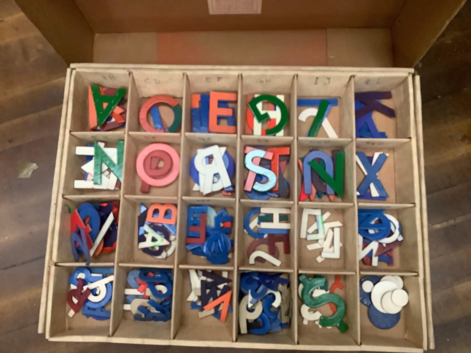 Colored letter stencil kit (1 of 1)