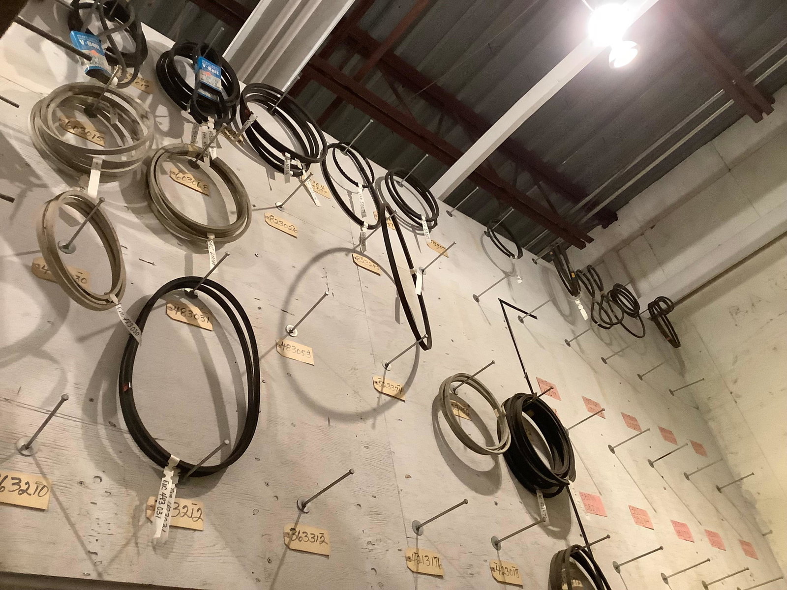 Lawnmower equipment drive belts various sizes (Encore): Lawnmower equipment drive belts various sizes (Encore)