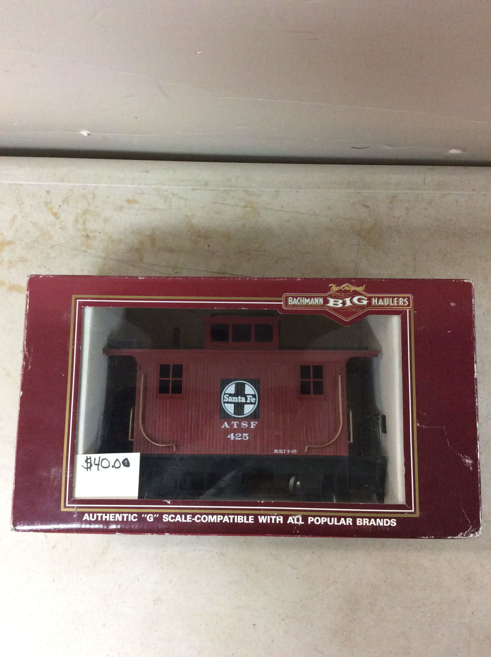 Bachmann big haulers 4 wheel bobber caboose           (8.5â€™â€™ x 14.5â€™â€™) (1 of 1)