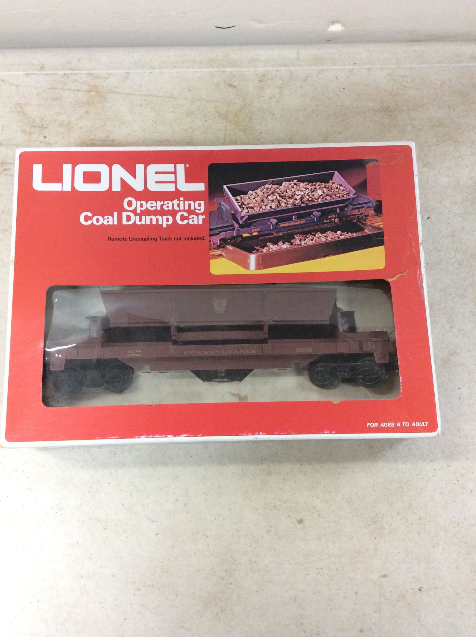 Lionel erie operating coal dump car model 12â€™â€™x2.75â€™â€™ (1 of 1)