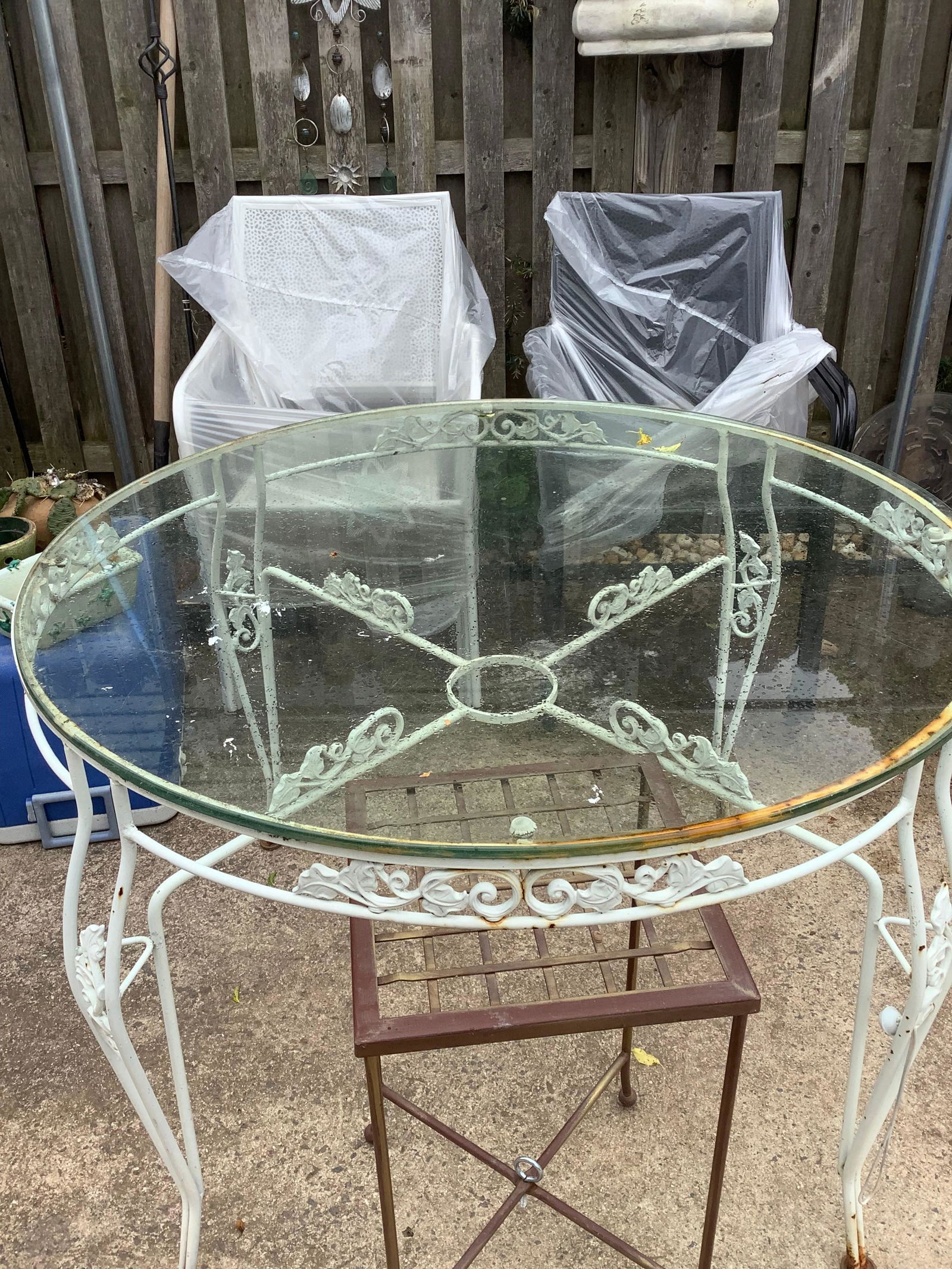 Patio table and chairs: Patio table and chairs