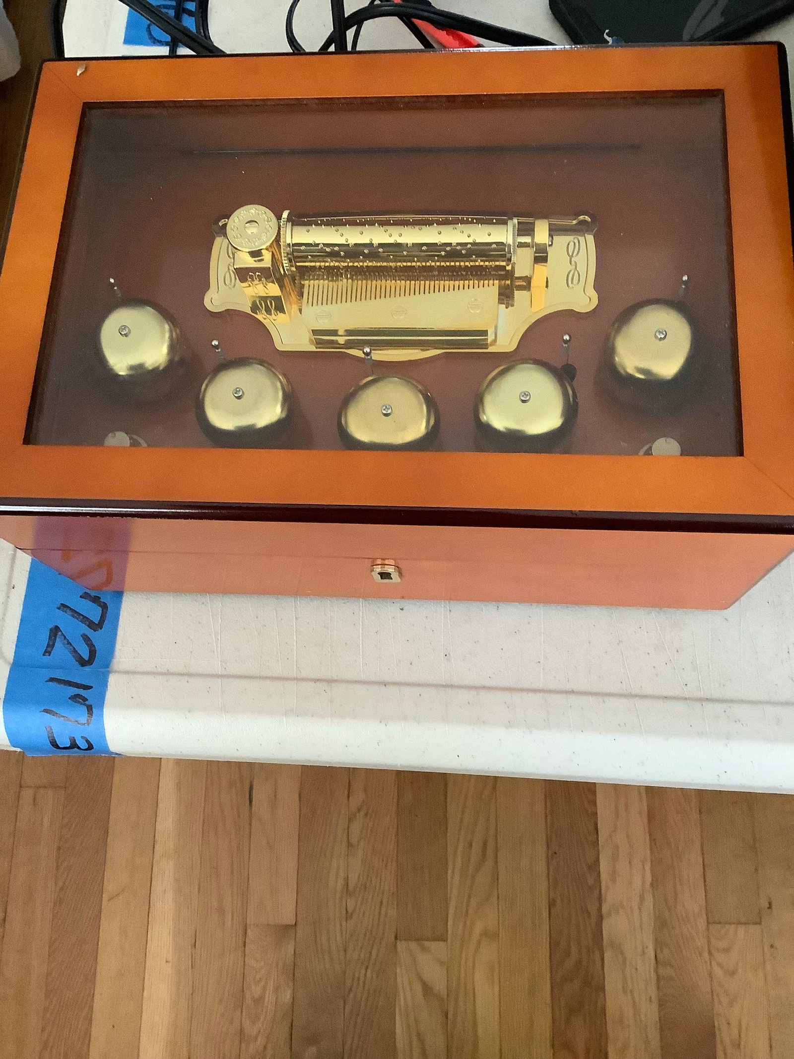 Gold label music box with various songs 12''x8'' (1 of 1)