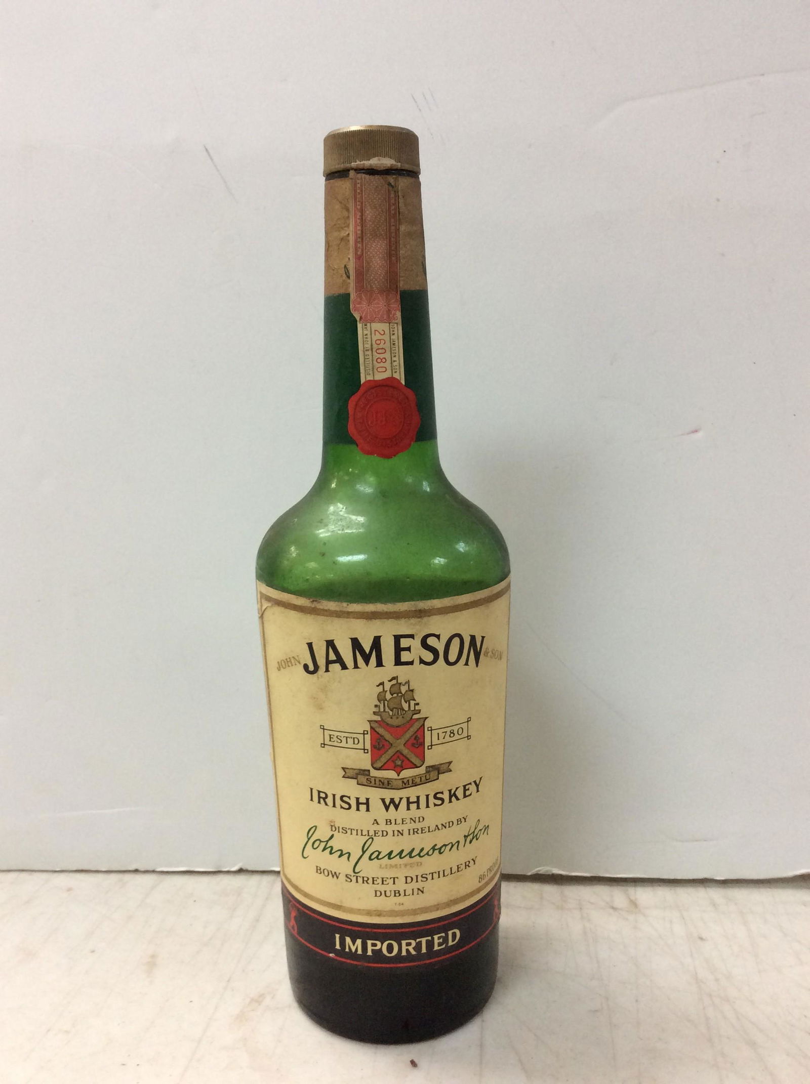 Est.1780  Jameson irish whiskey imported blend 86 proof 4/5 quart (1 of 1)