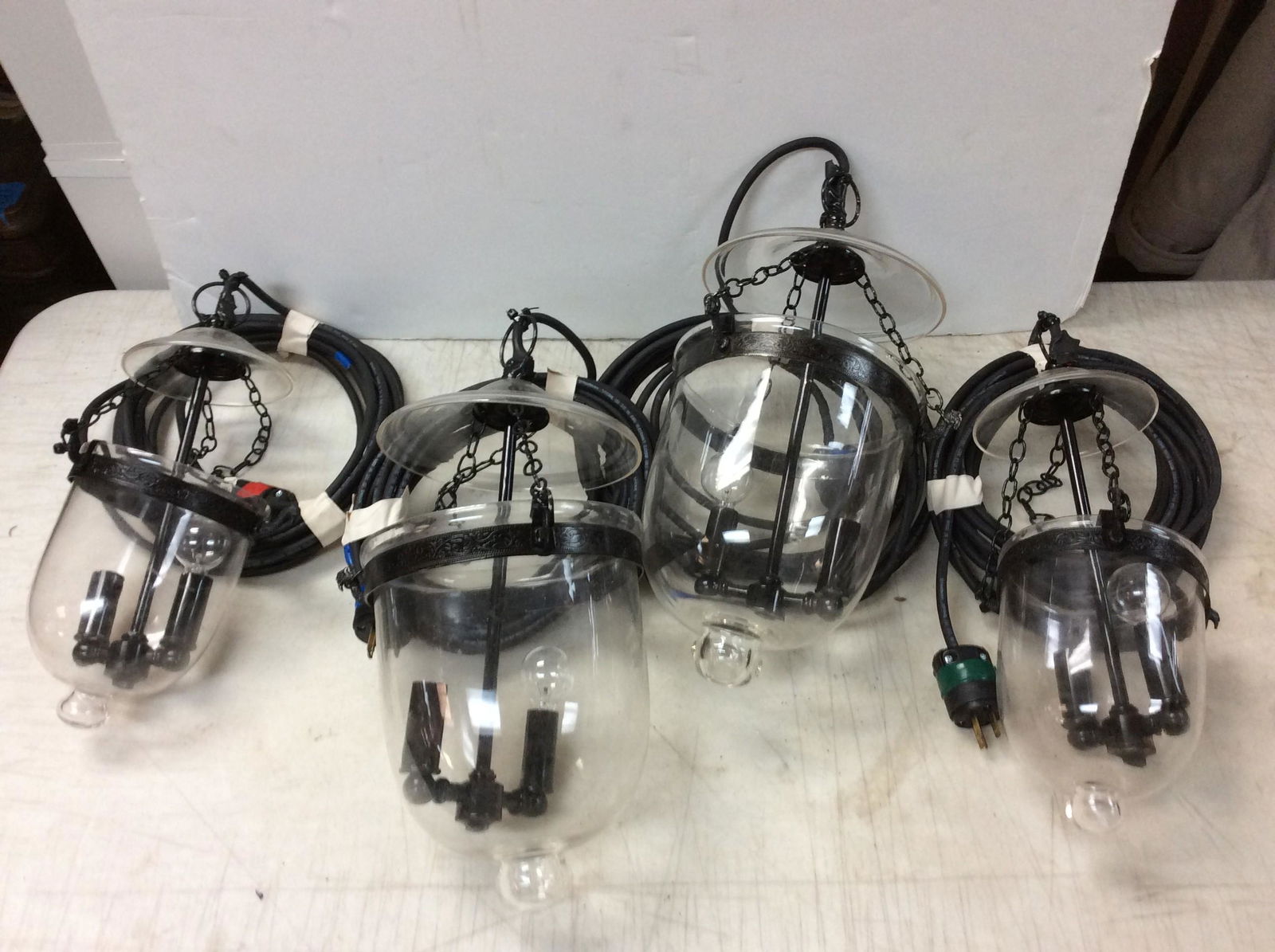 Lot of 4 hanging light fixtures as is tallest about 15in.tall (1 of 1)