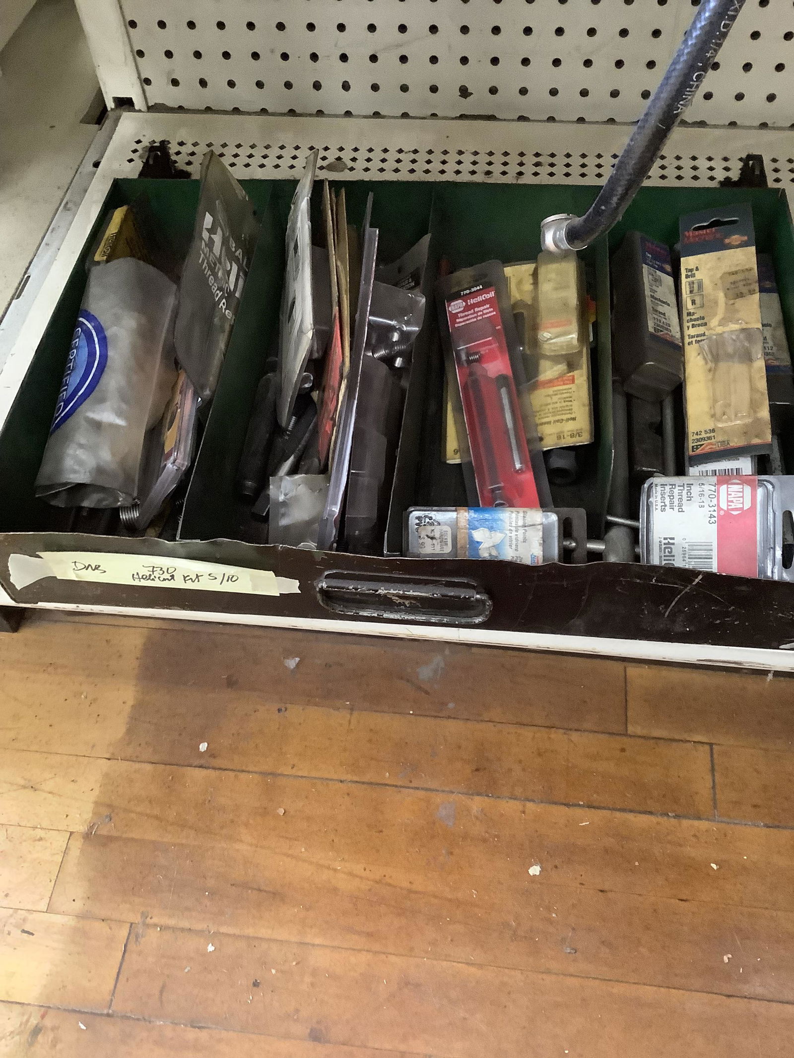 Lot of helicoil, thread repair, and more (1 of 1)