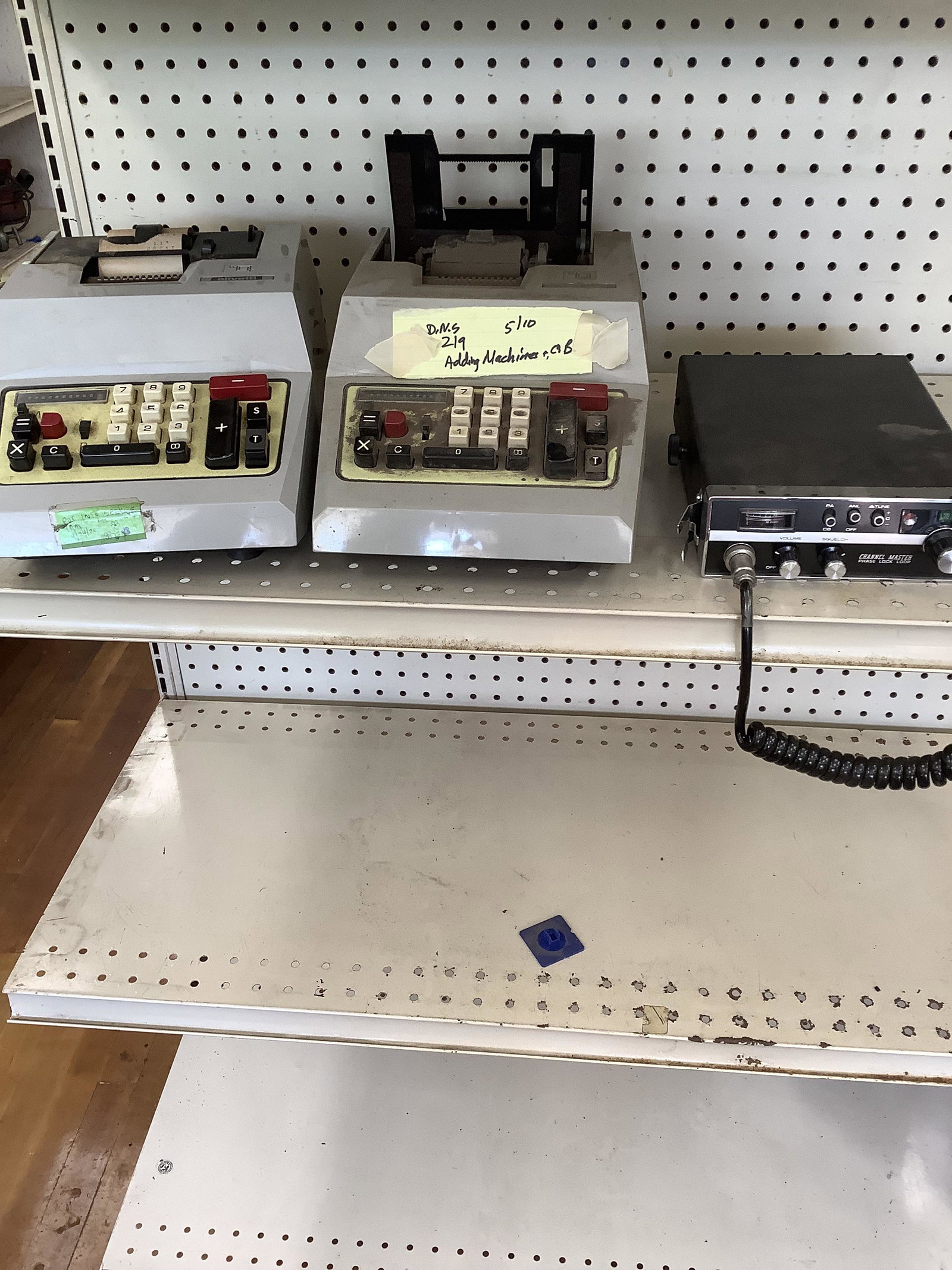 Lot of vintage adding machines and channel master (olivetti, olivetti 600, and more) (1 of 1)