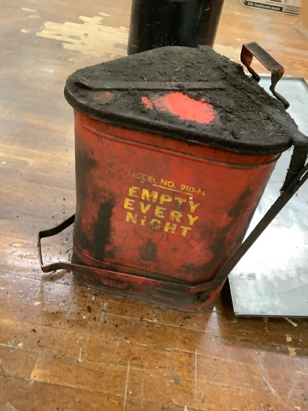 Metal Fire Proof Oil Rag Can Model No. 910 Fl