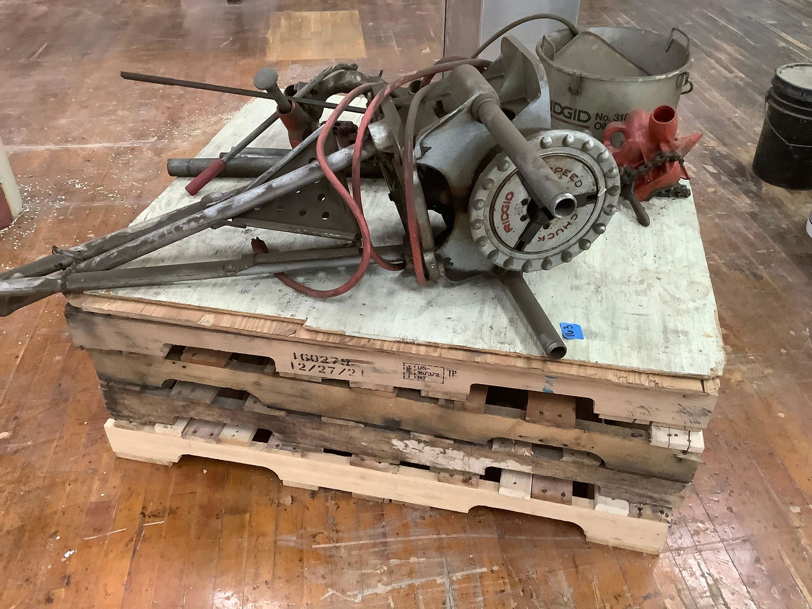 Lot of Rigid 300 Pipe Threader (1 of 1)