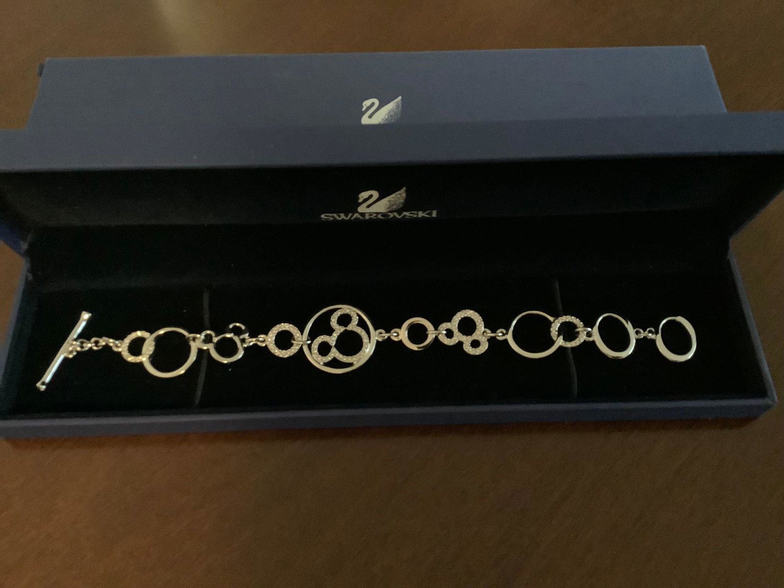 Disney Mickey Mouse Swarovski Crystal Circle Bracelet in Box 7.5" (1 of 1)