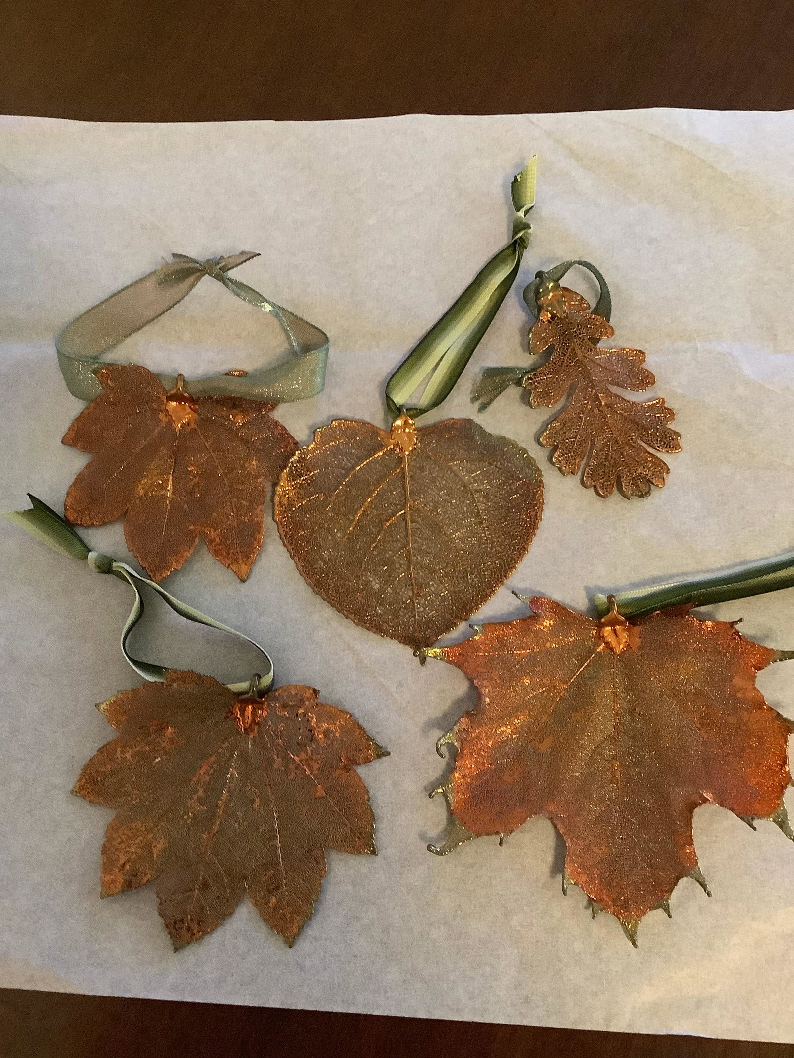 Lot of Metal Autumn Leaf Ornaments 3": Lot of Metal Autumn Leaf Ornaments 3"