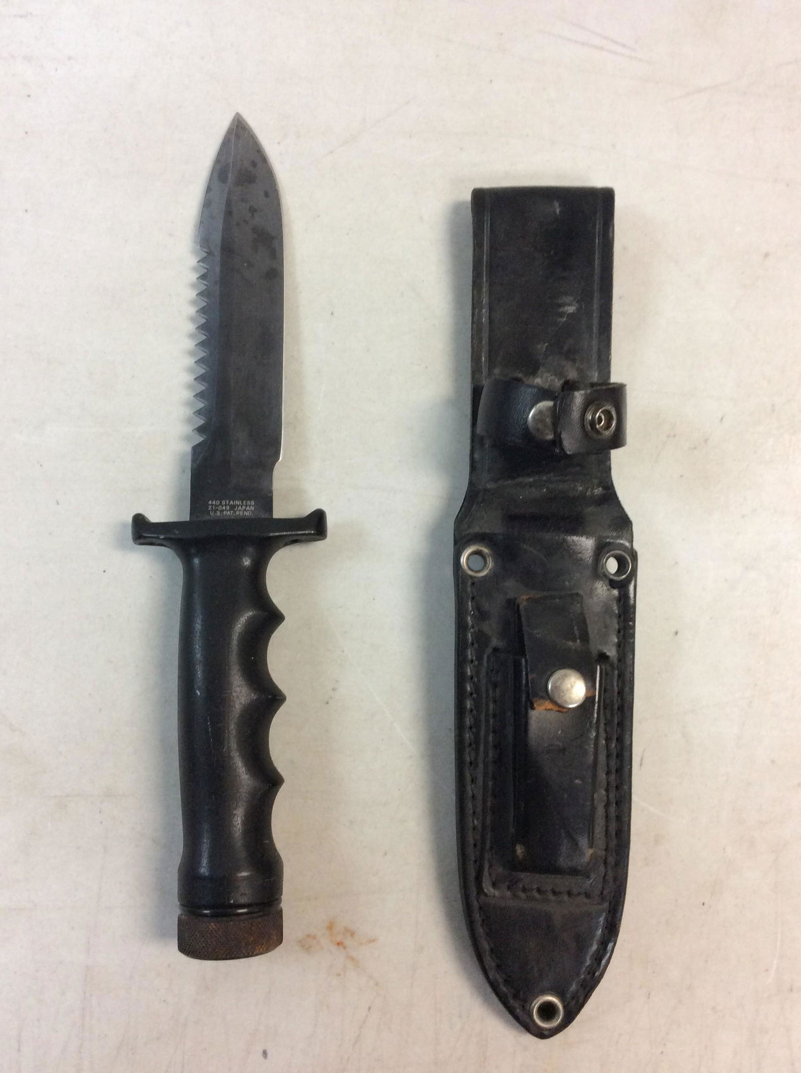 440 Stainless 21-049 Japan U.S. PAT. PEND Explorer Wilderness 11 inch (1 of 1)