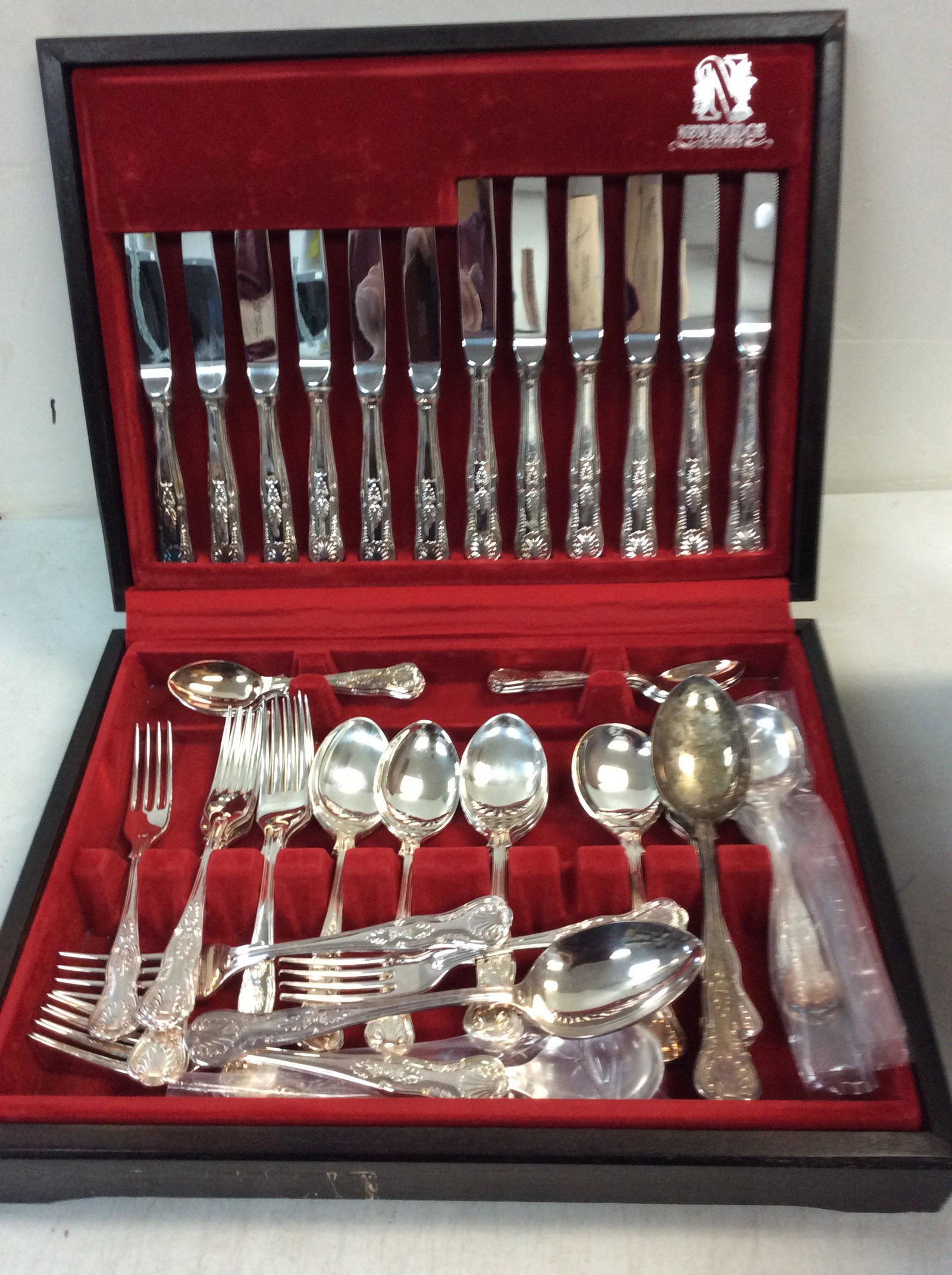 Newbridge Culery spoons, forks, and knives: Newbridge Culery spoons, forks, and knives