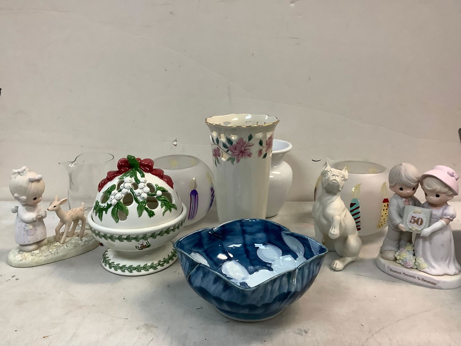 Lot of PRECIOUS MOMENTS ceramics figurines, ceramic dog figure, glass bowls (one with cover), (1 of 1)