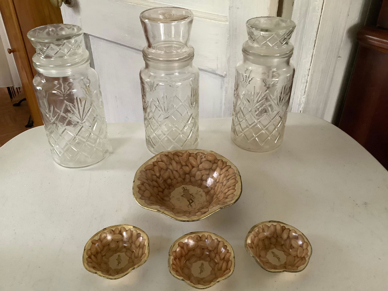 Lot of Vintage Planters Peanuts Lidded Glass Jars and Tin Dishes 9.5" (1 of 1)