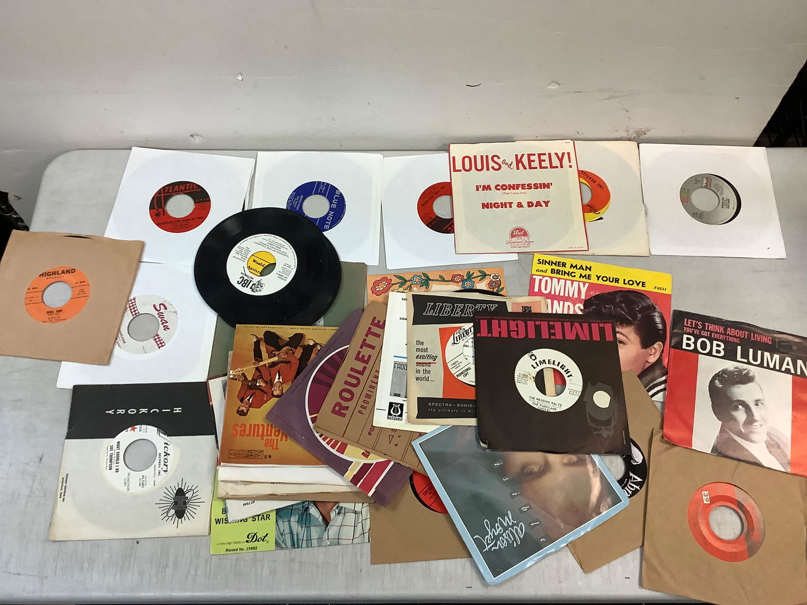 lot of records 45s (1 of 1)