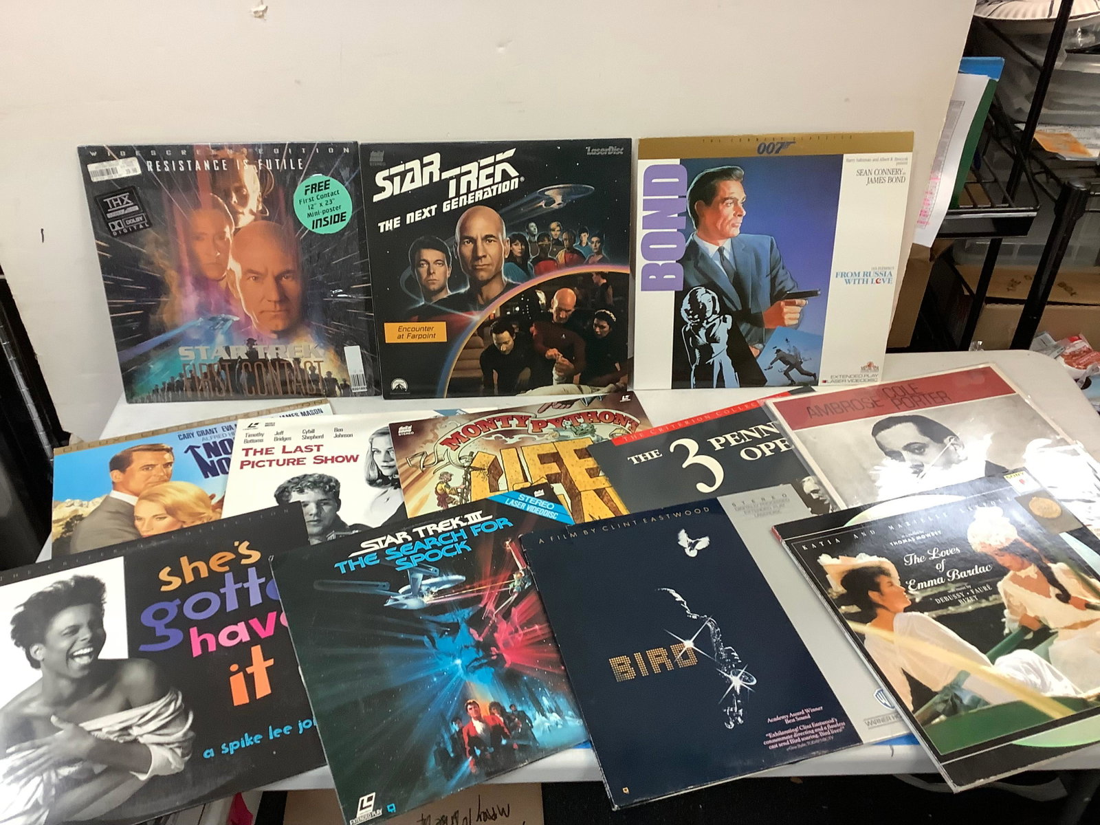 Lot Vintage lazer disks some are Star trek, Monty Python, James Bond: Lot Vintage lazer disks some are Star trek, Monty Python, James Bond