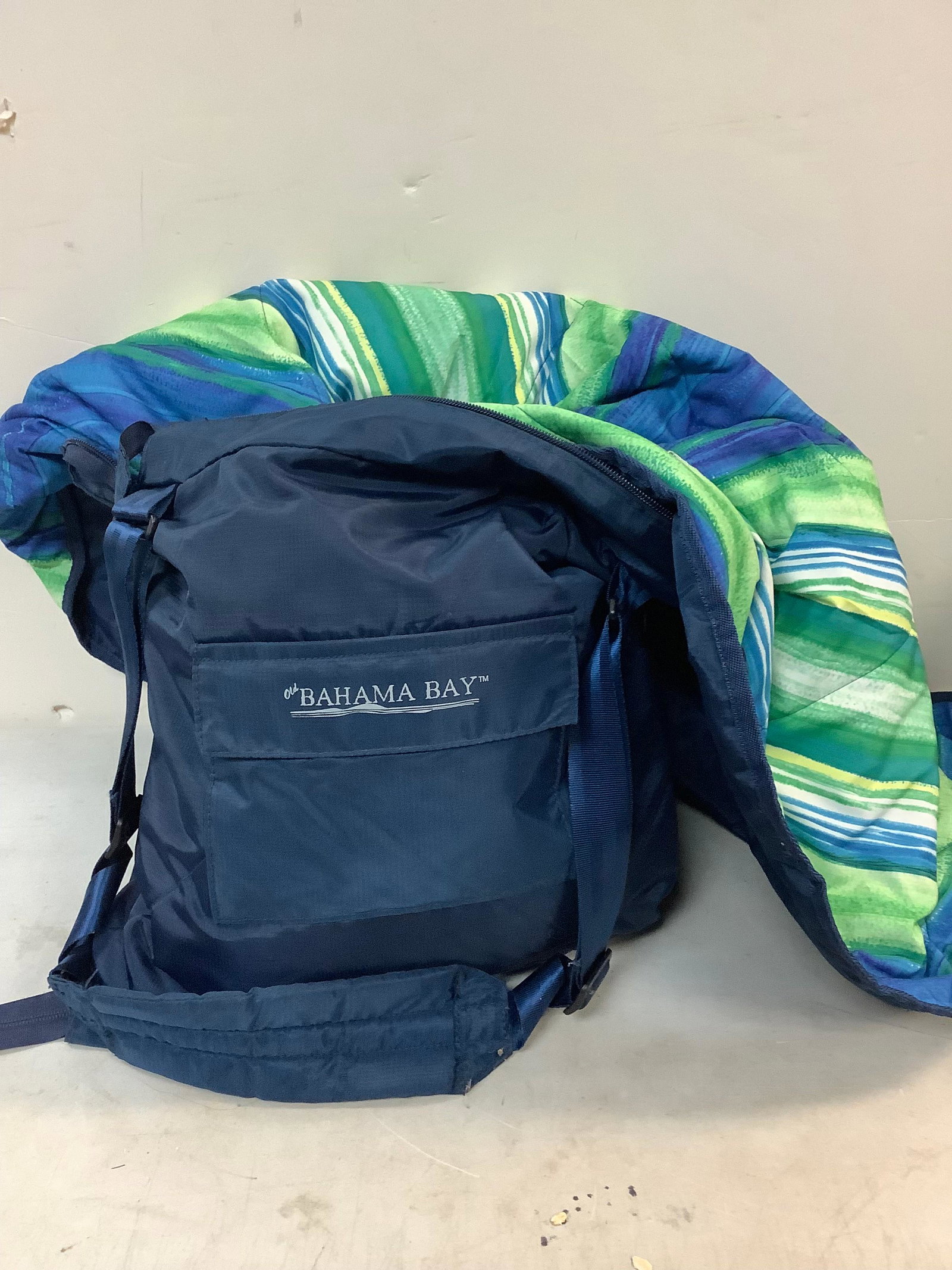 Old' Bahama Bay Blue and Green Sleeping Bag: Old' Bahama Bay Blue and Green Sleeping Bag