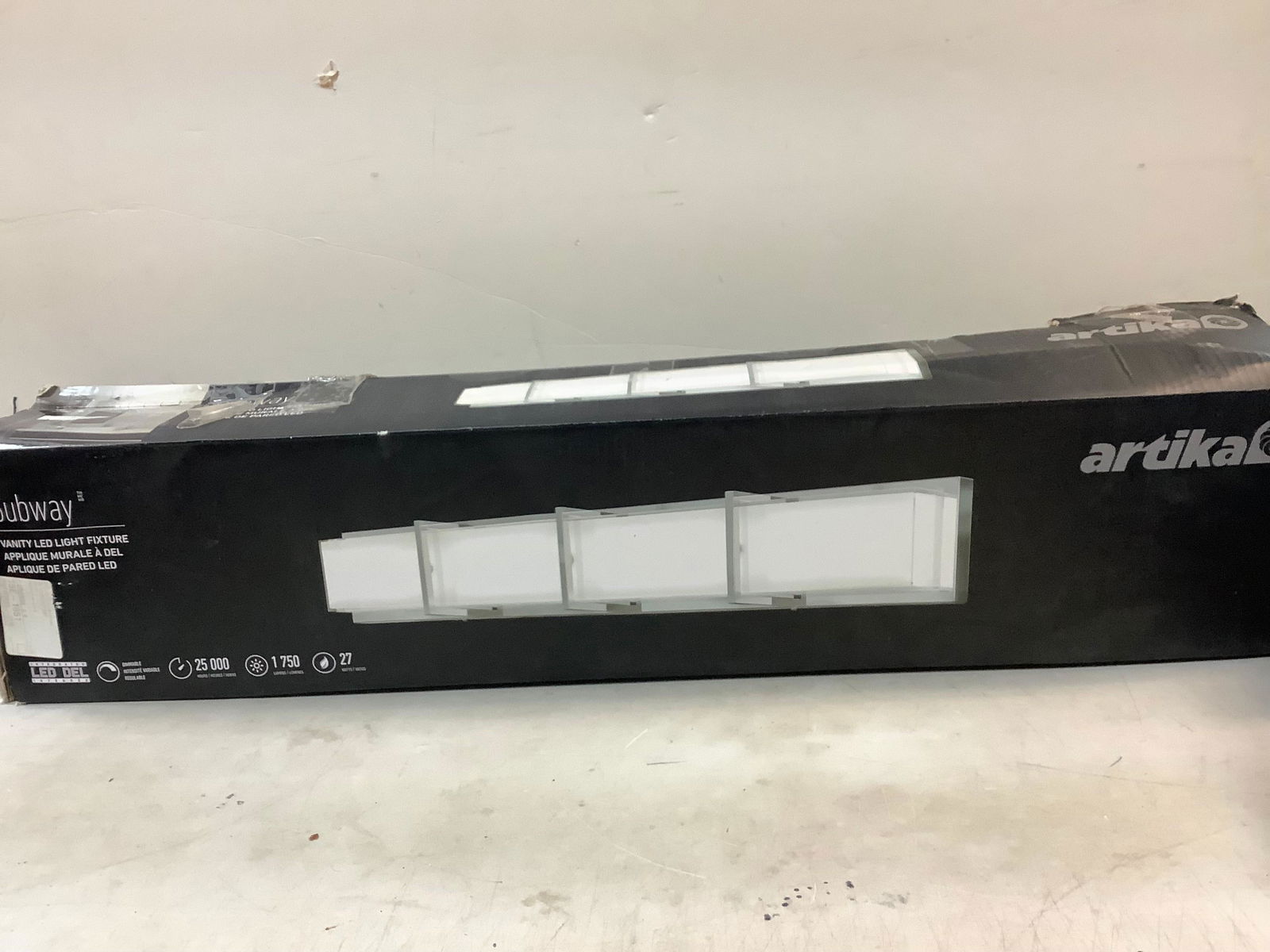 Artika subway vanity LED light fixture (1 of 1)