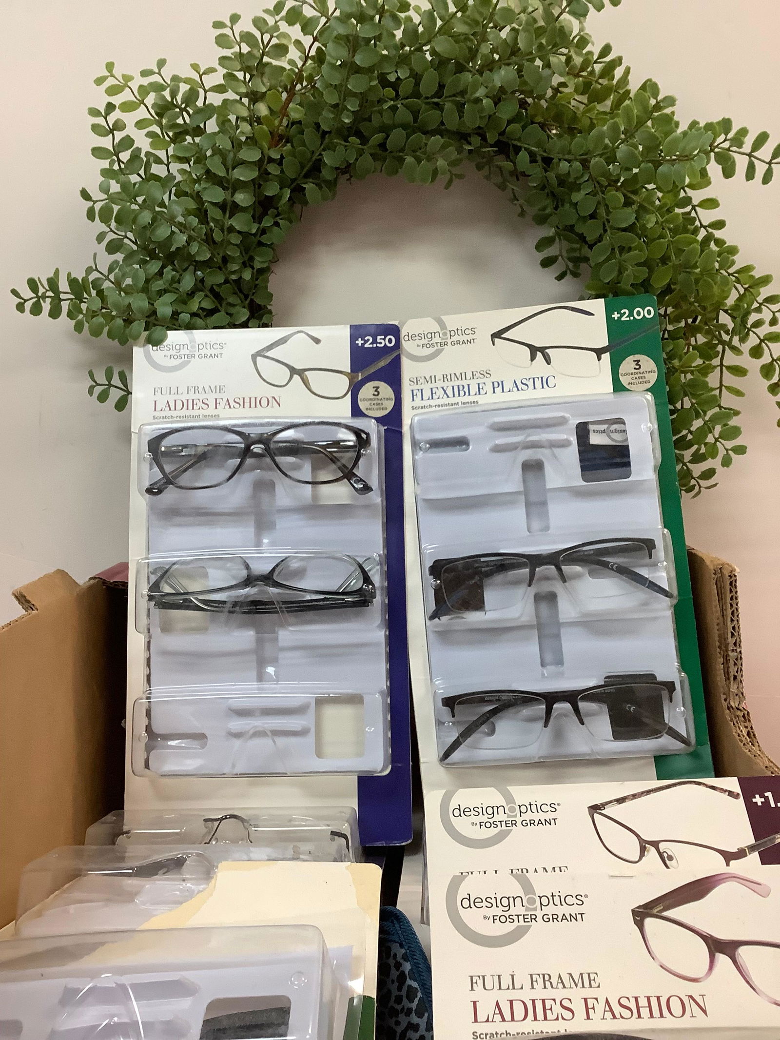 Design Optics ladies fashion glasses and decorative wreath: Design Optics ladies fashion glasses and decorative wreath